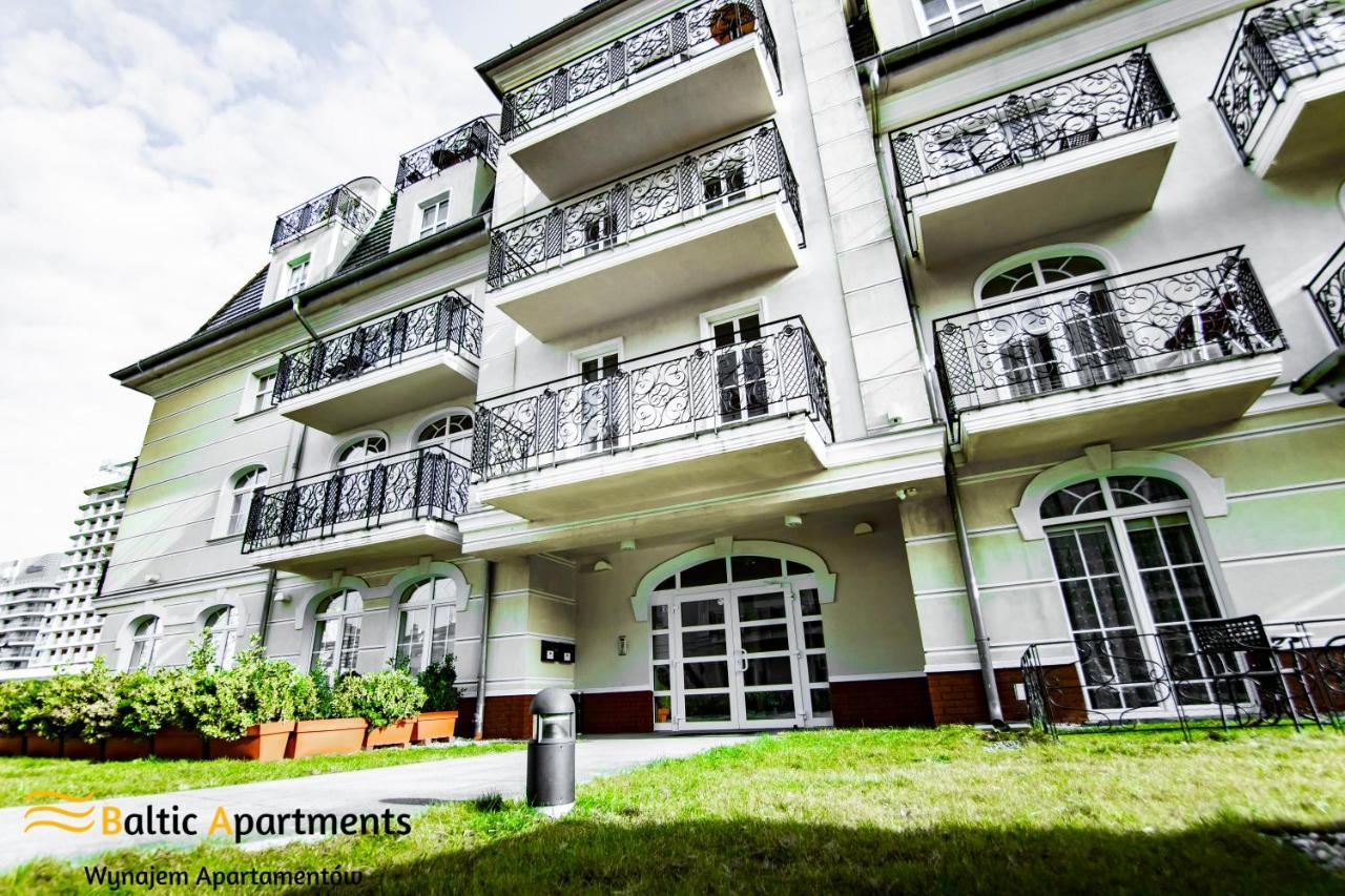 Baltic Apartments - Apartamenty Korony Piastow ชวีโนวิชแจ ภายนอก รูปภาพ